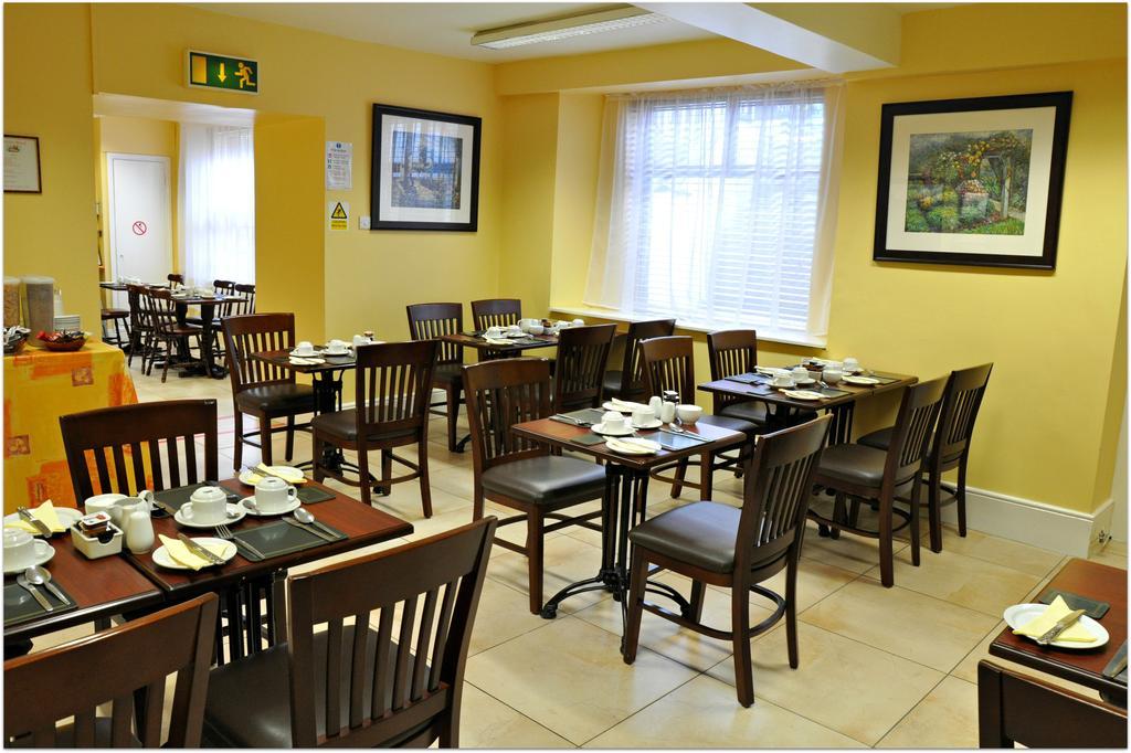 Maple Hotel Dublin Ngoại thất bức ảnh