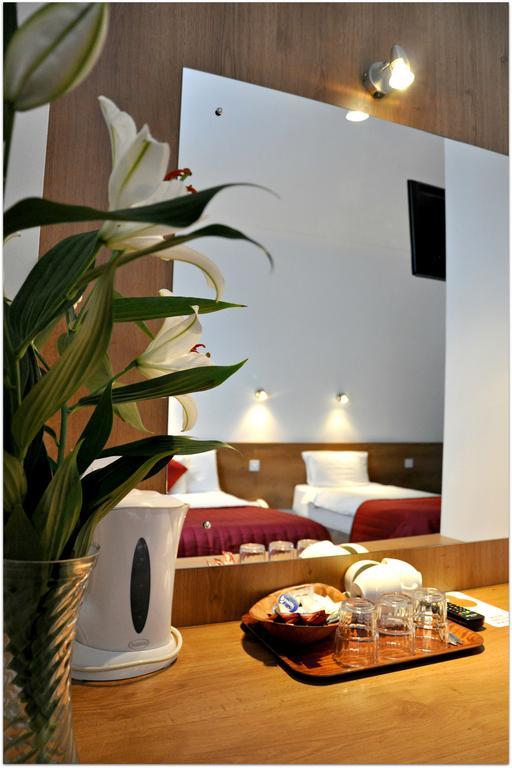 Maple Hotel Dublin Ngoại thất bức ảnh