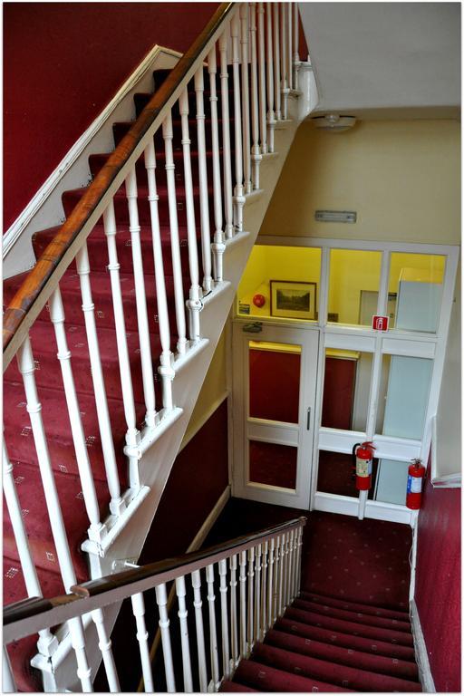 Maple Hotel Dublin Ngoại thất bức ảnh